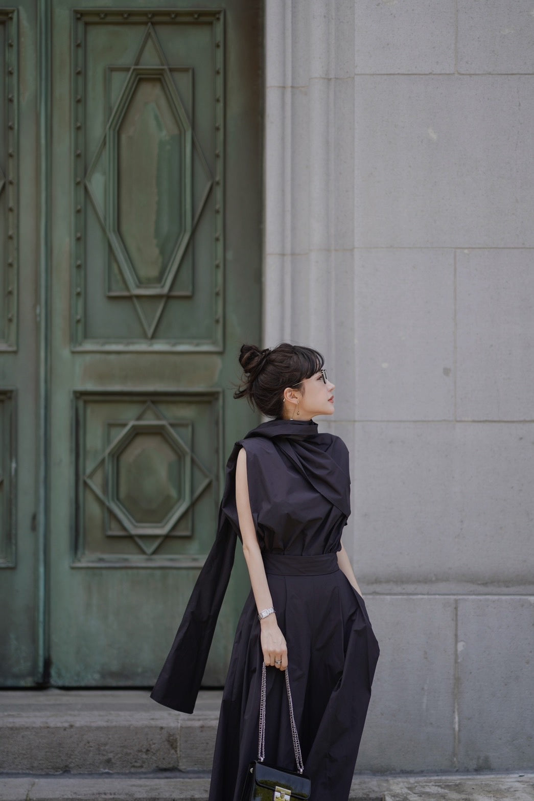 【即日発送】Matte satin blouse with stole